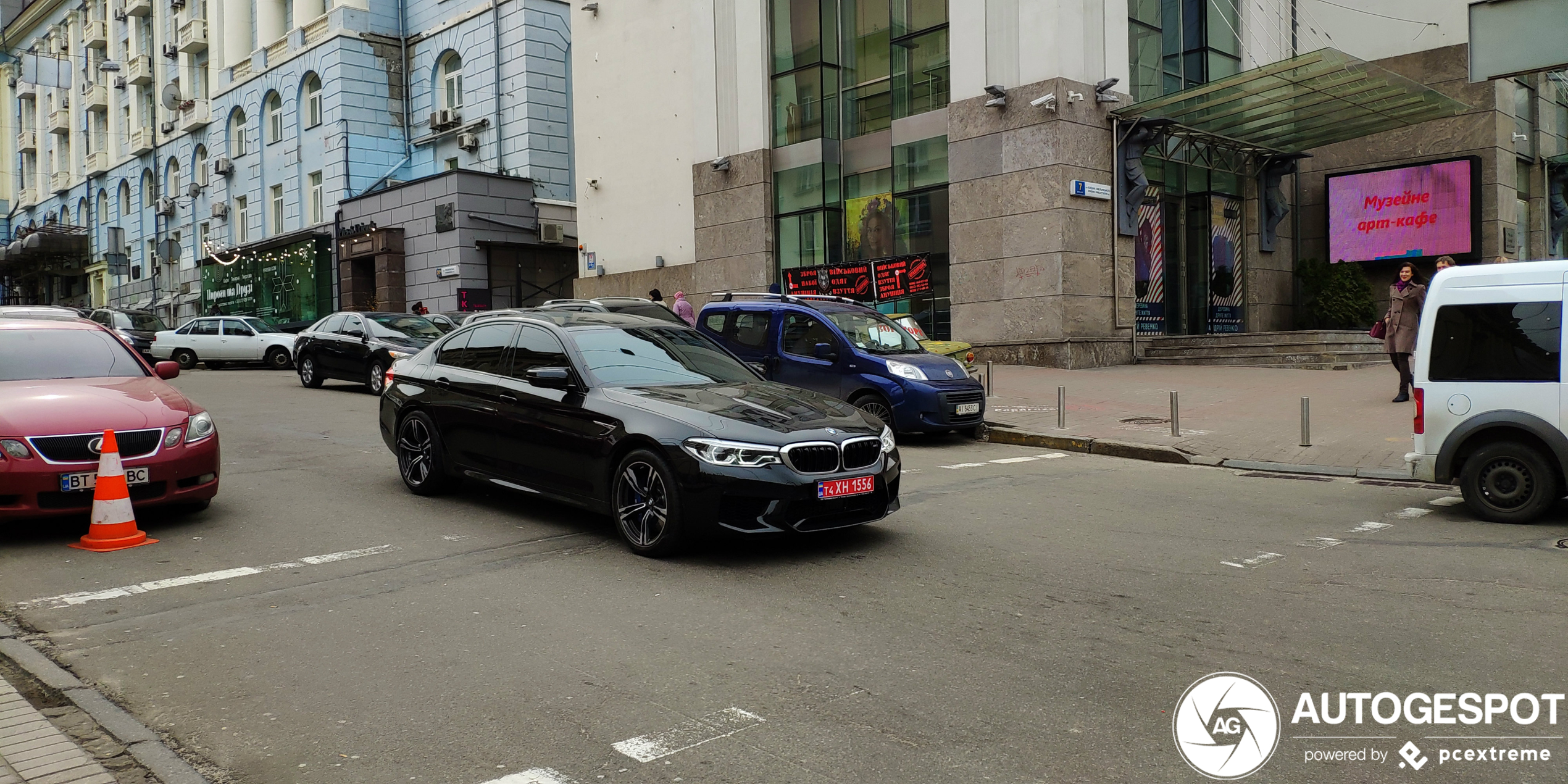 BMW M5 F90