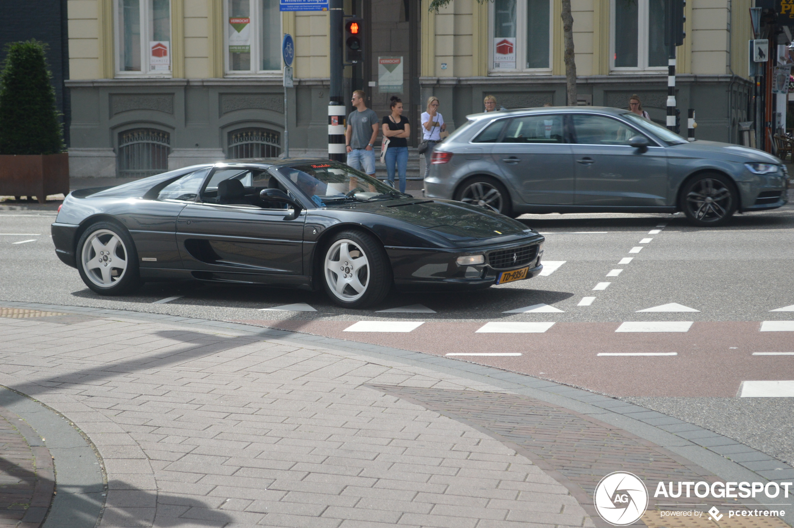 Ferrari F355 GTS