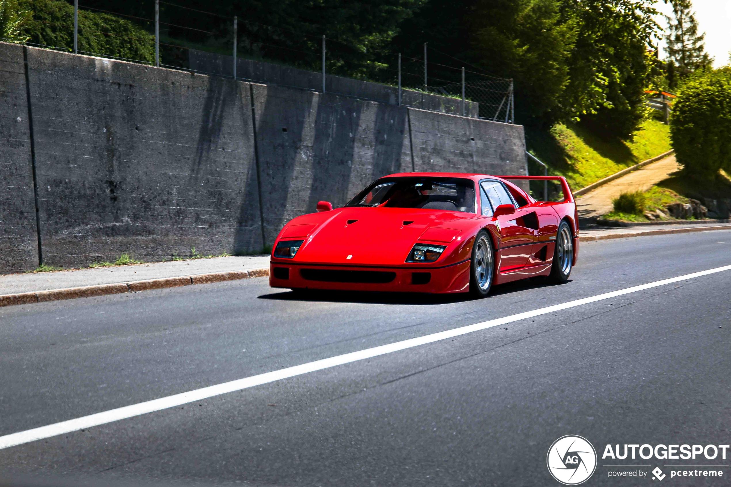 Ferrari F40