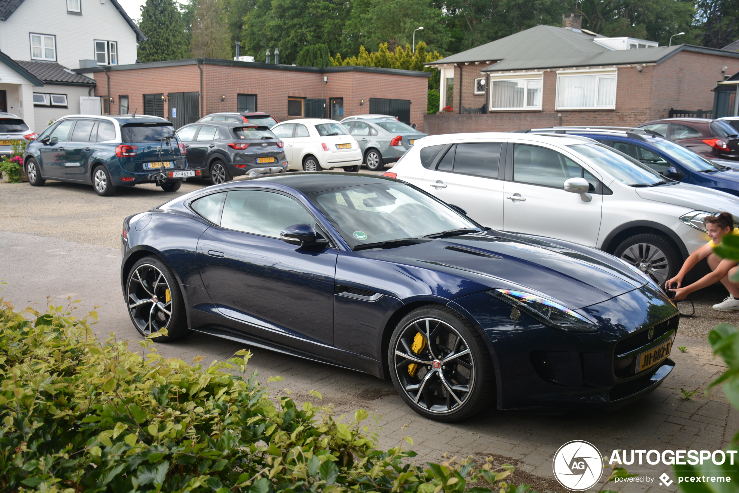 Jaguar F-TYPE R Coupé