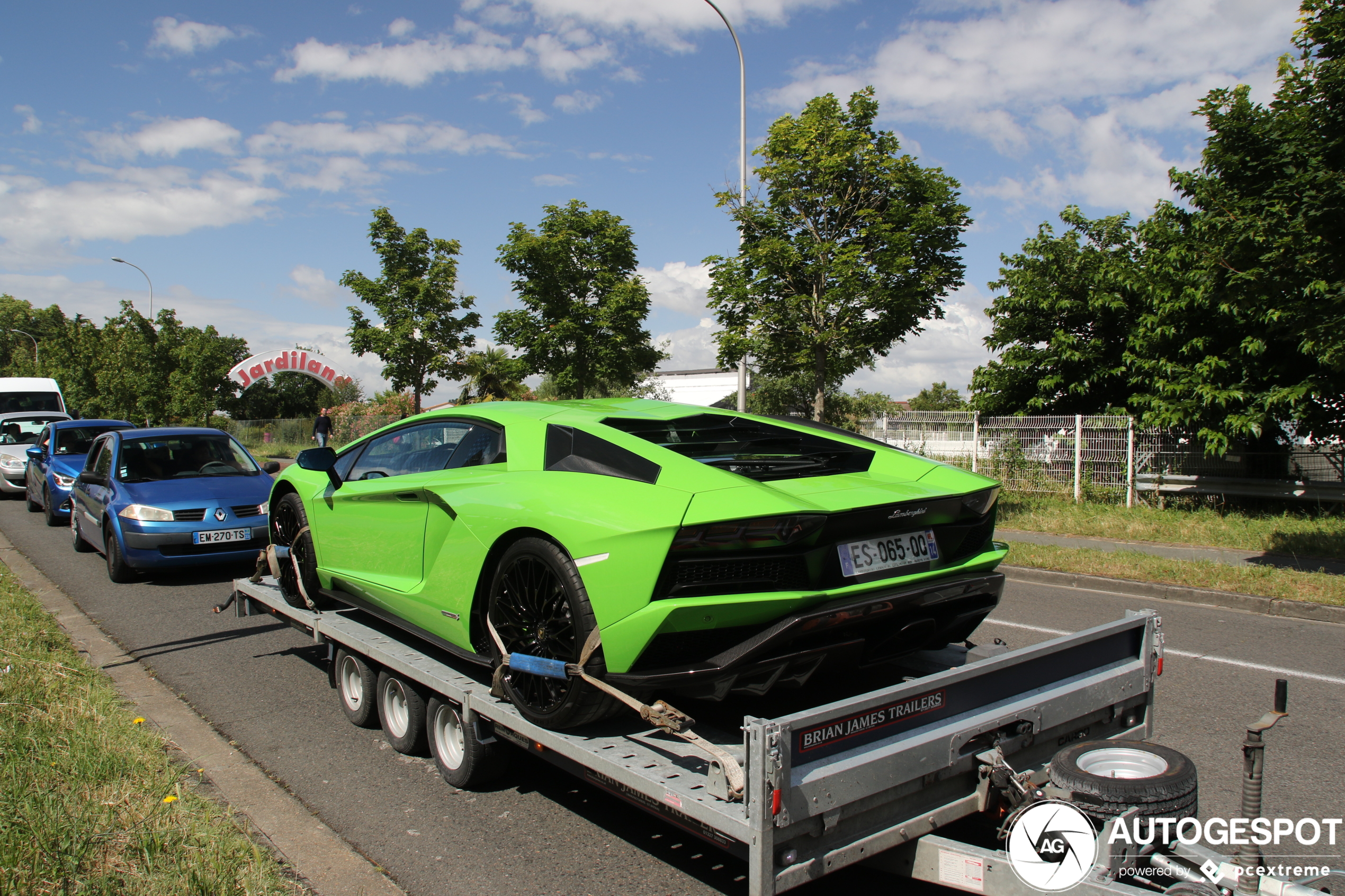 Lamborghini Aventador S LP740-4