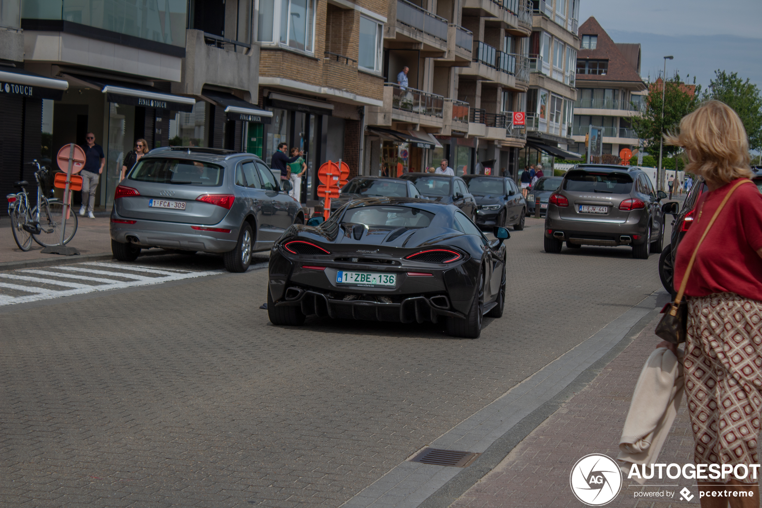 McLaren 570S