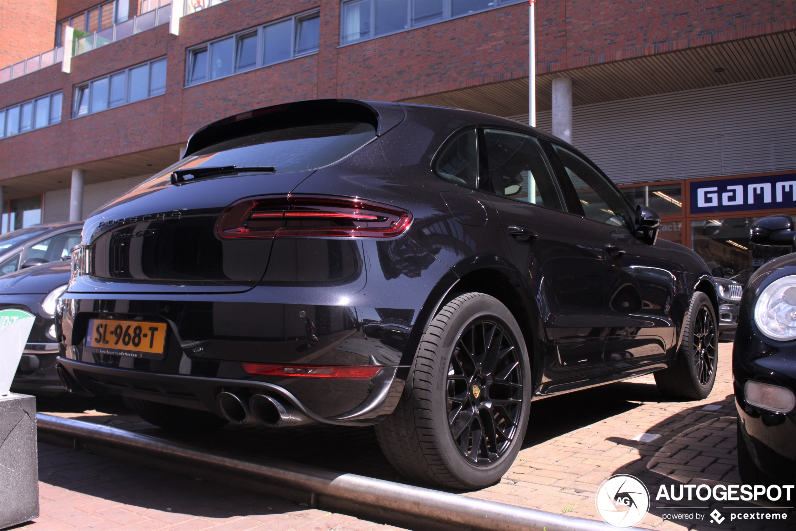 Porsche 95B Macan GTS