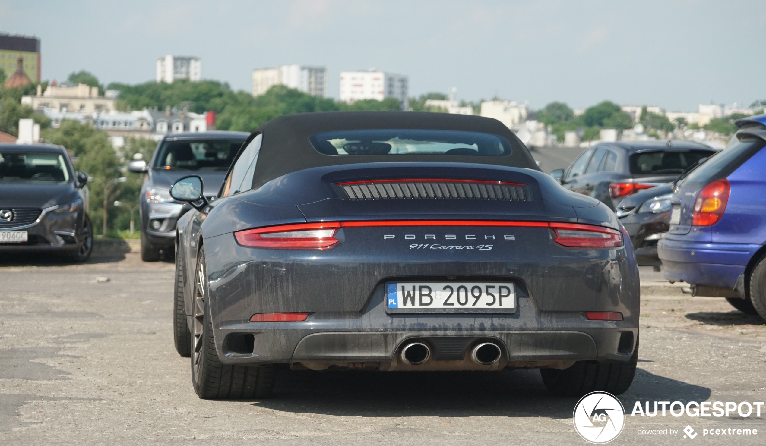 Porsche 991 Carrera 4S Cabriolet MkII