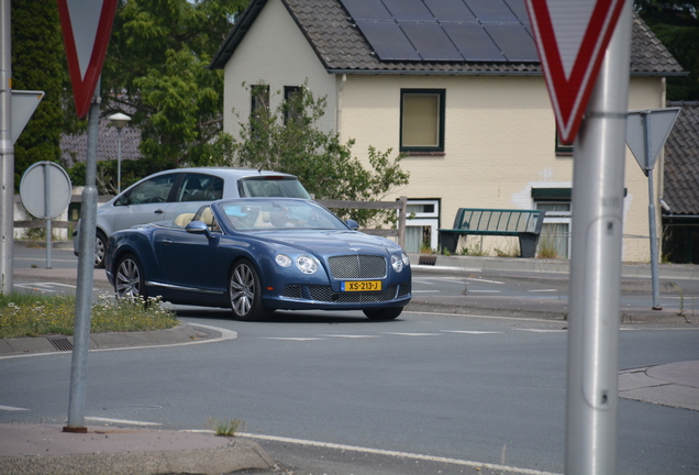 Bentley Continental GTC 2012