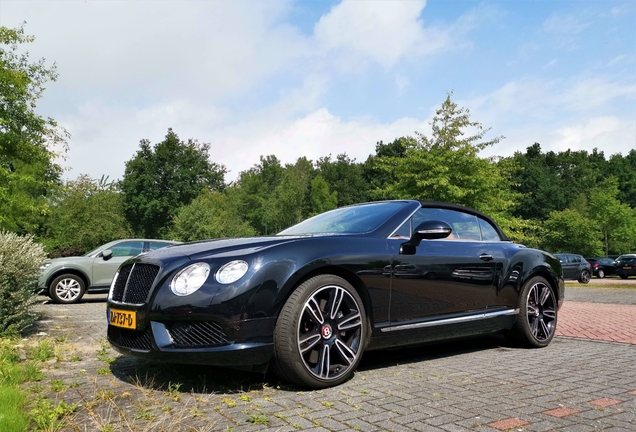 Bentley Continental GTC V8