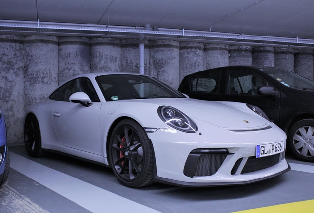 Porsche 991 GT3 Touring