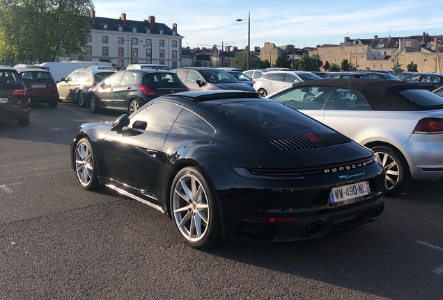Porsche 992 Carrera 4S MkI