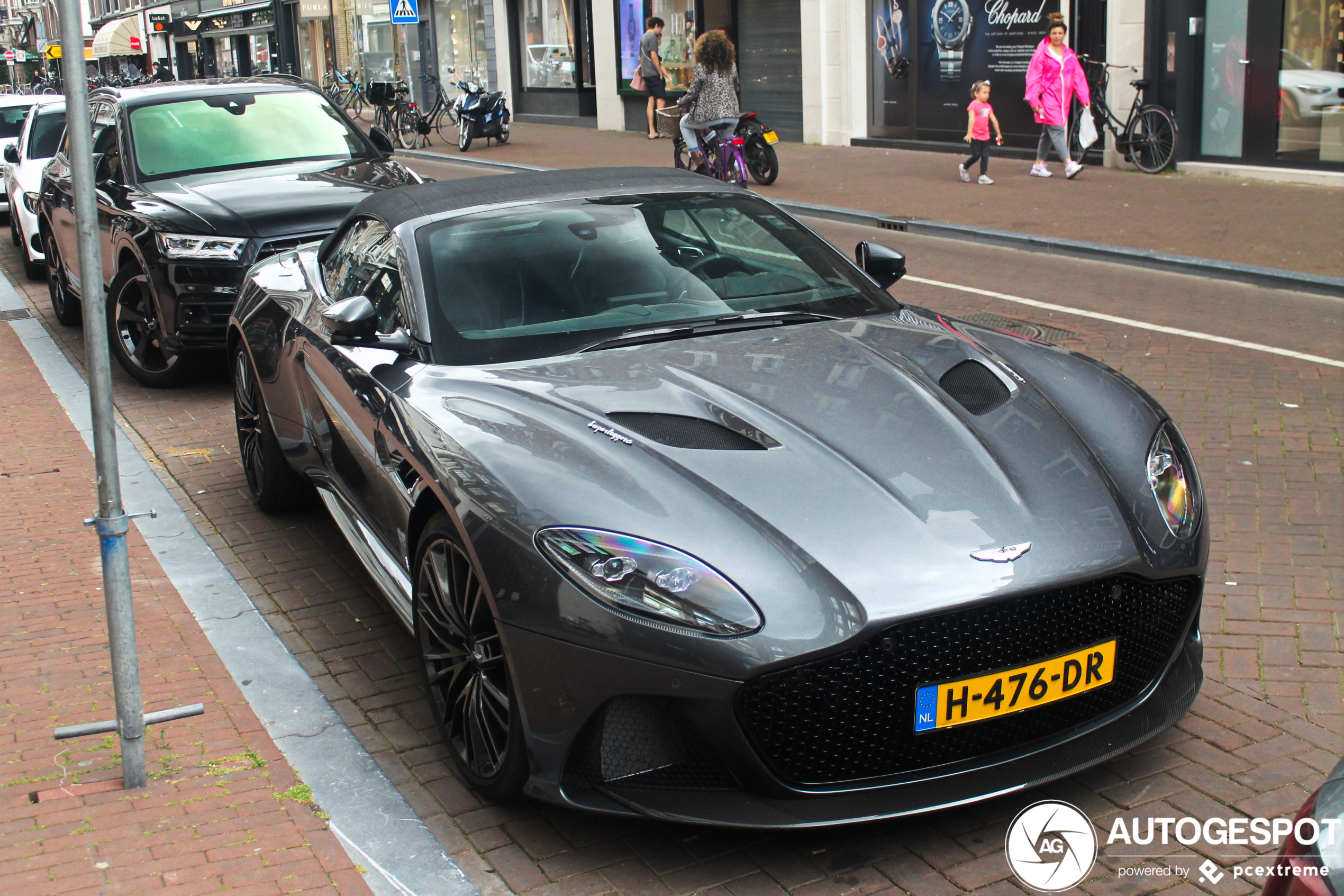 Aston Martin DBS Superleggera Volante