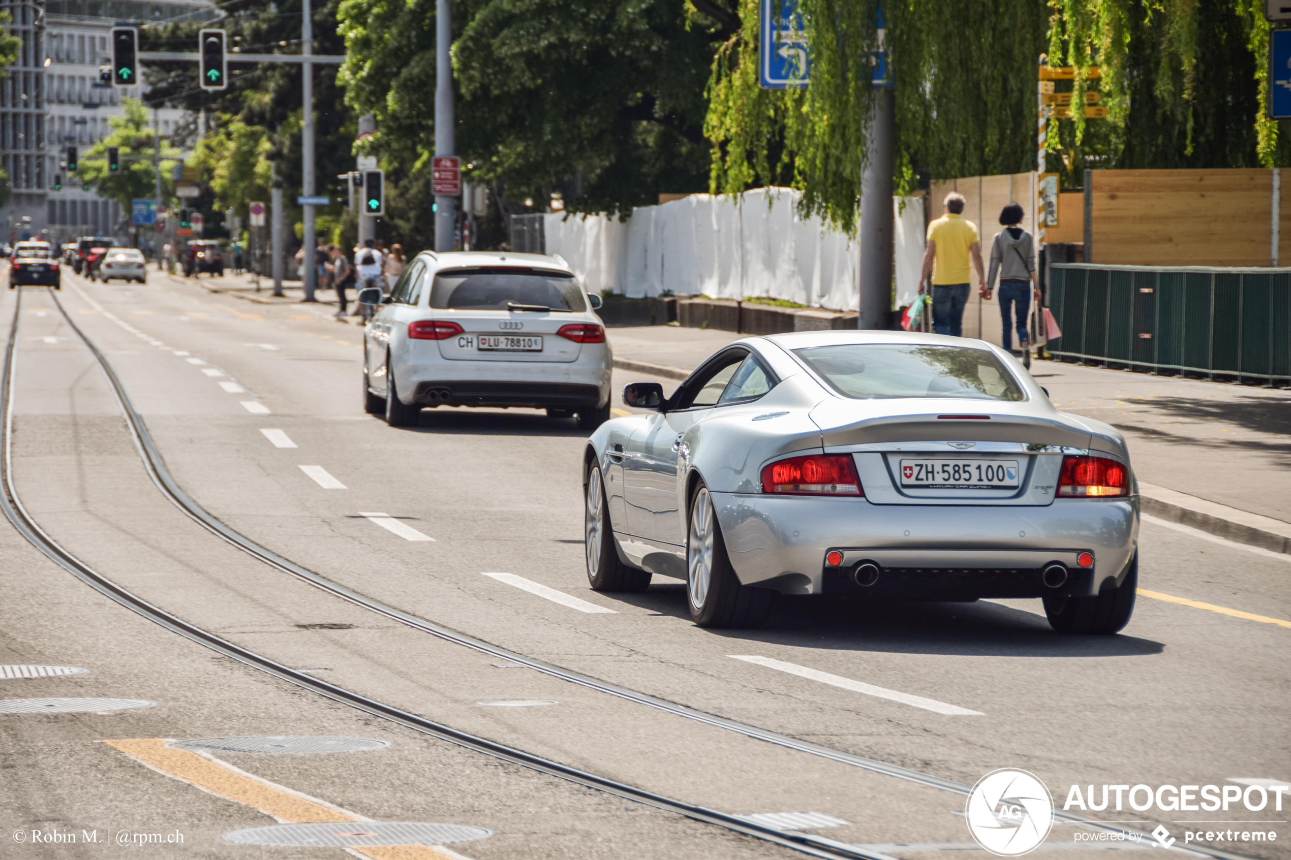 Aston Martin Vanquish S