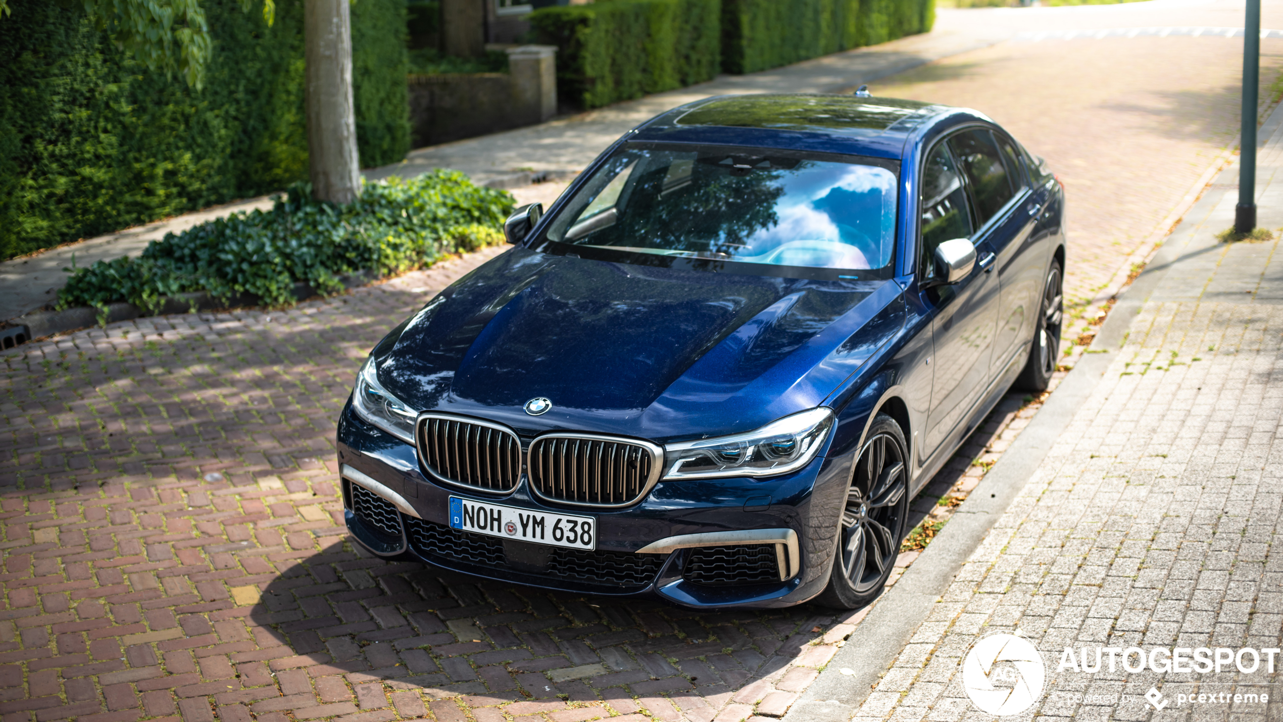 BMW M760Li xDrive