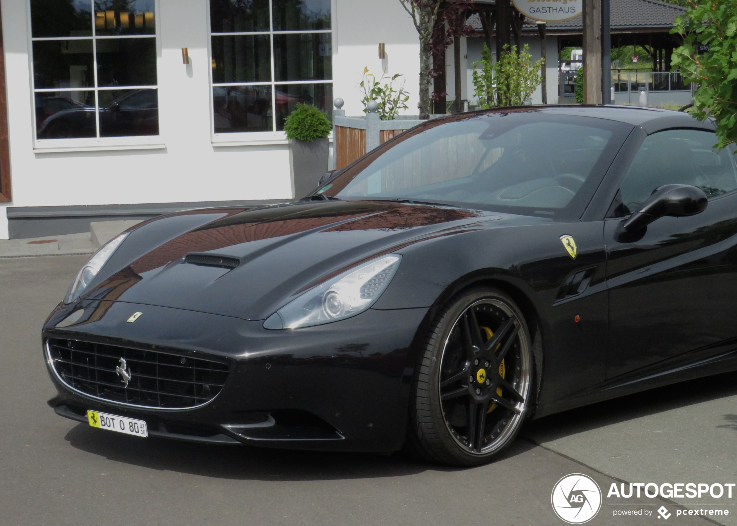 Ferrari California