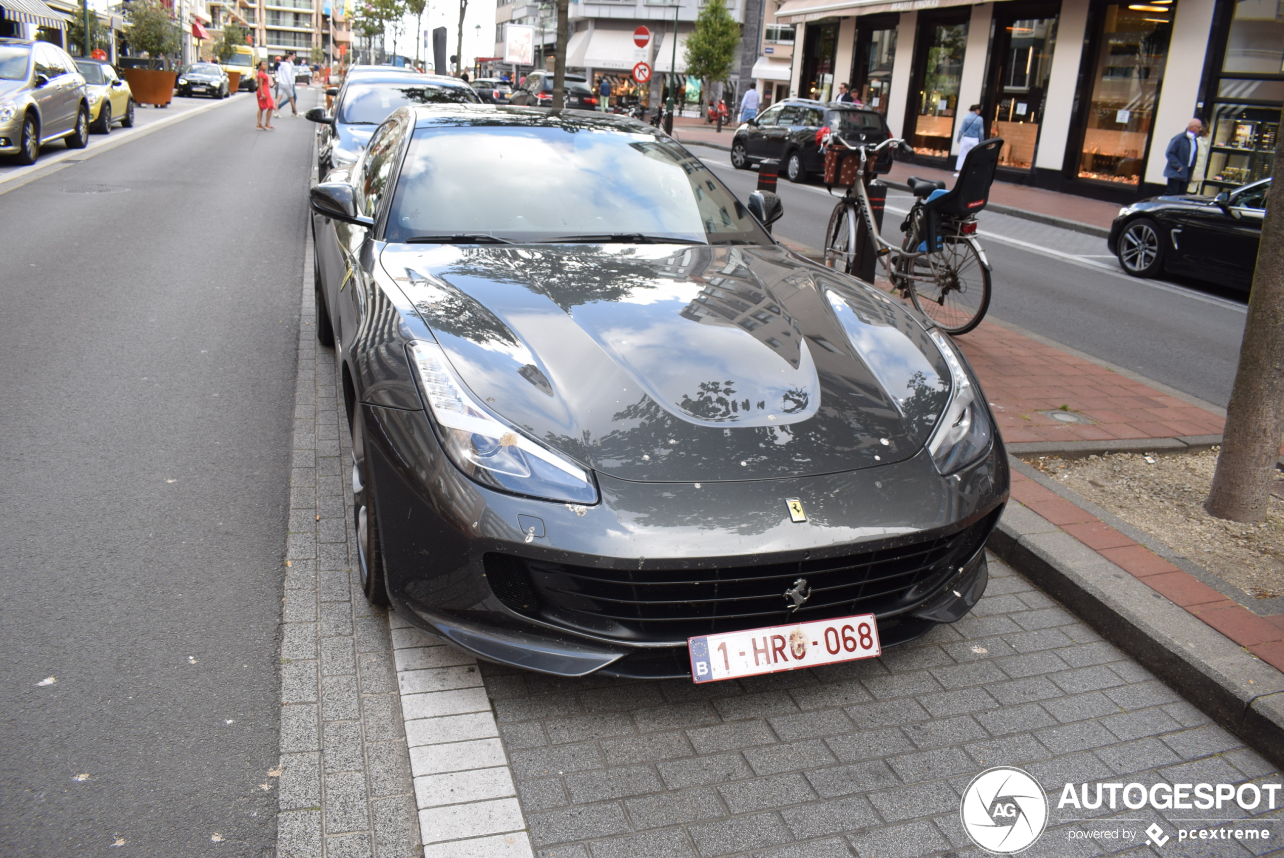 Ferrari GTC4Lusso T