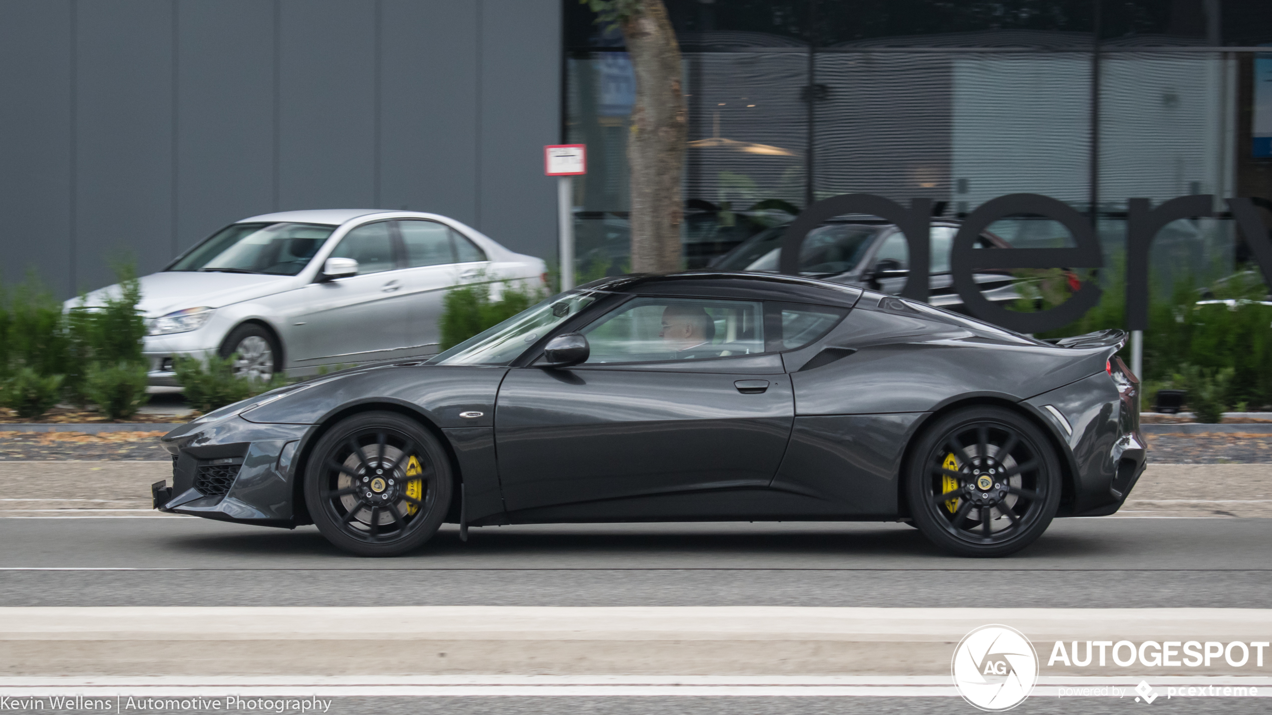 Lotus Evora 400