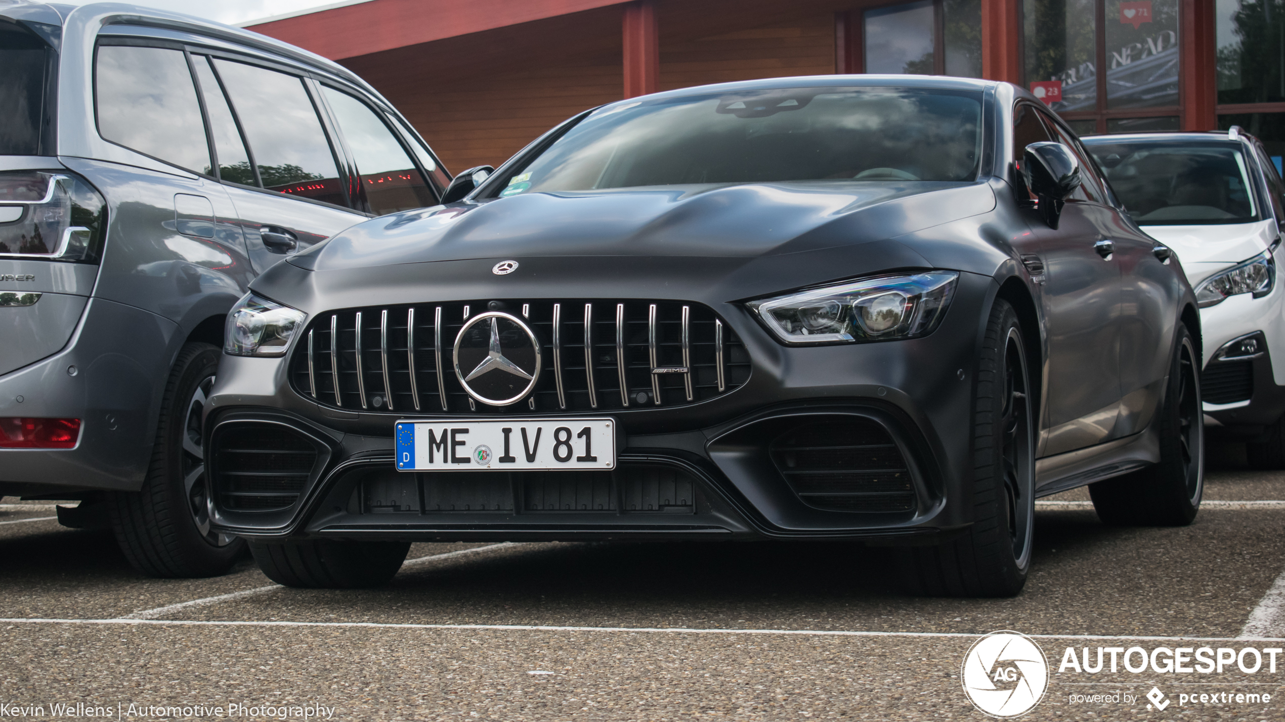 Mercedes-AMG GT 63 S X290