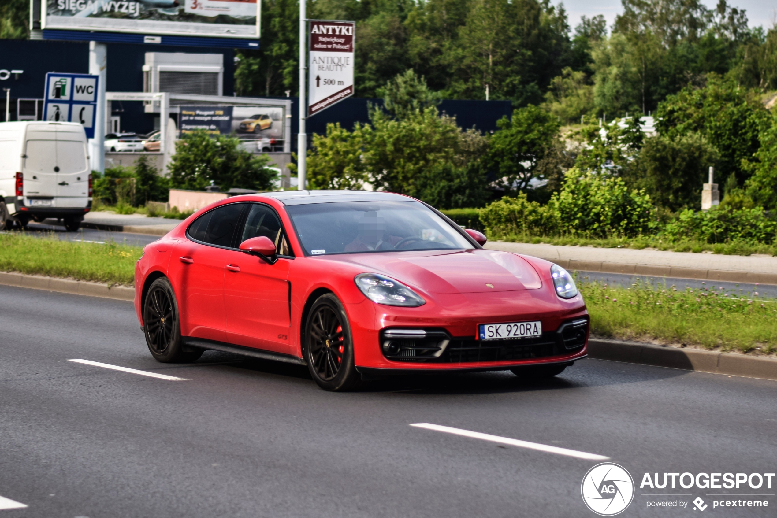 Porsche 971 Panamera GTS MkI