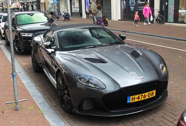 Aston Martin DBS Superleggera Volante