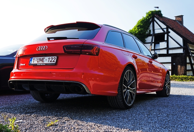 Audi RS6 Avant C7 2015