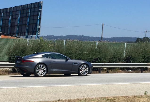 Jaguar F-TYPE S Coupé