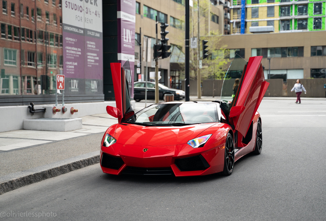 Lamborghini Aventador LP700-4 Roadster