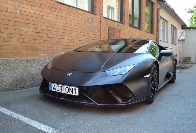 Lamborghini Huracán LP640-4 Performante