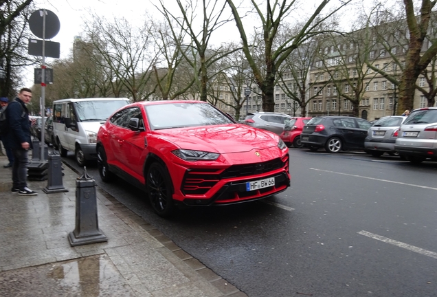 Lamborghini Urus