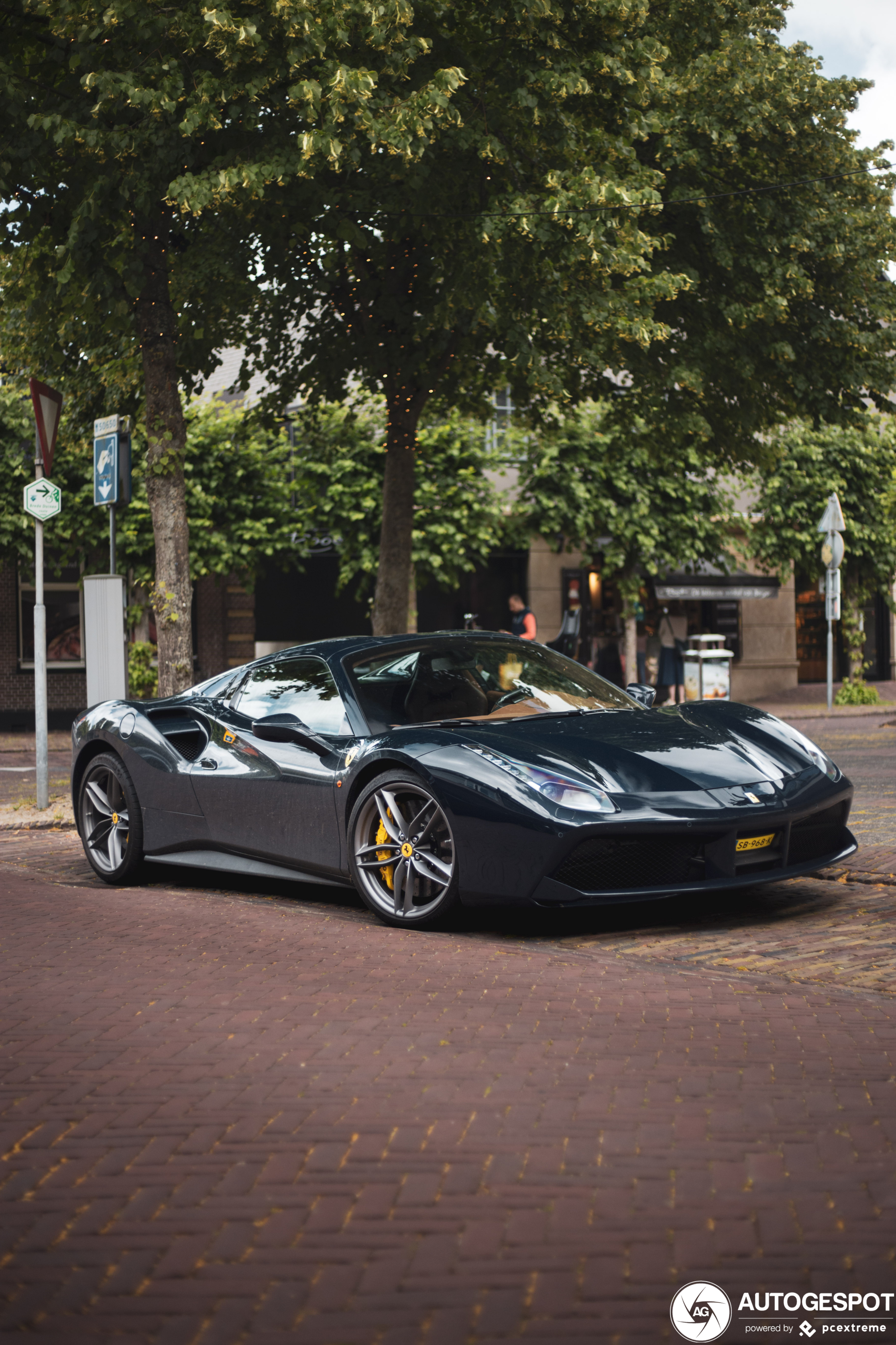 Ferrari 488 Spider