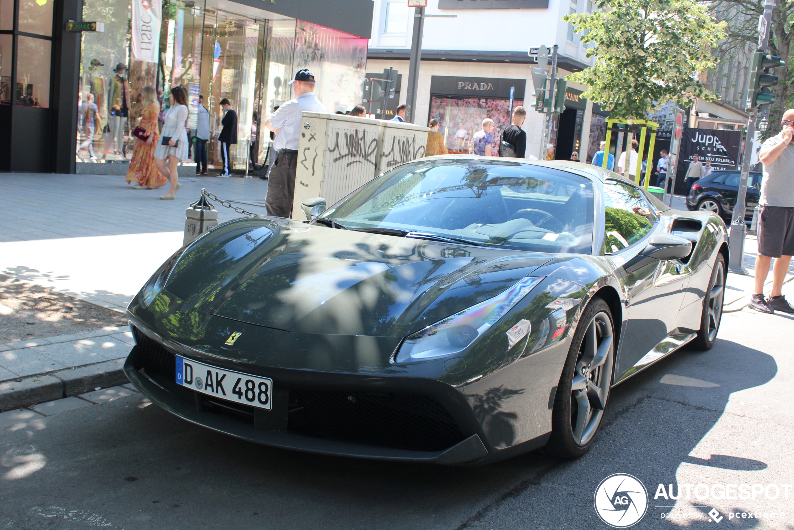 Ferrari 488 Spider