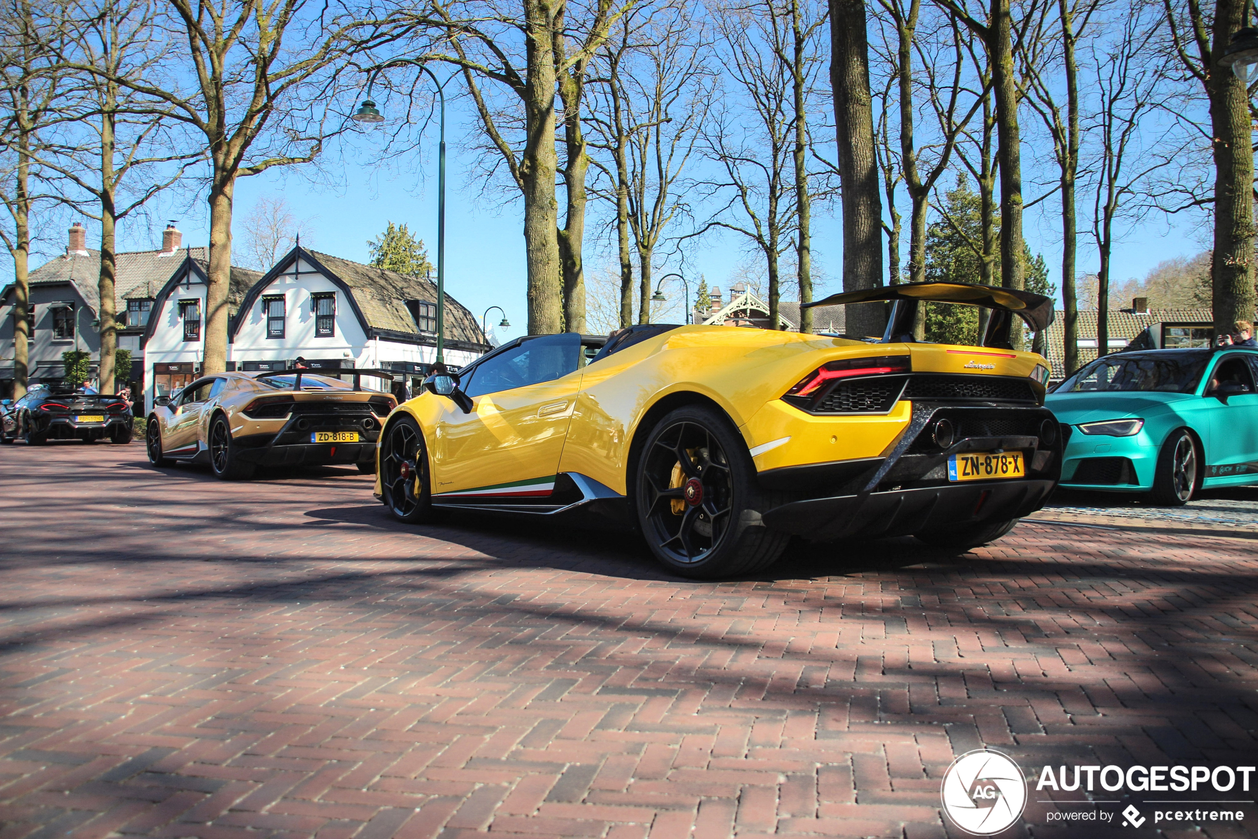 Lamborghini Huracán LP640-4 Performante Spyder