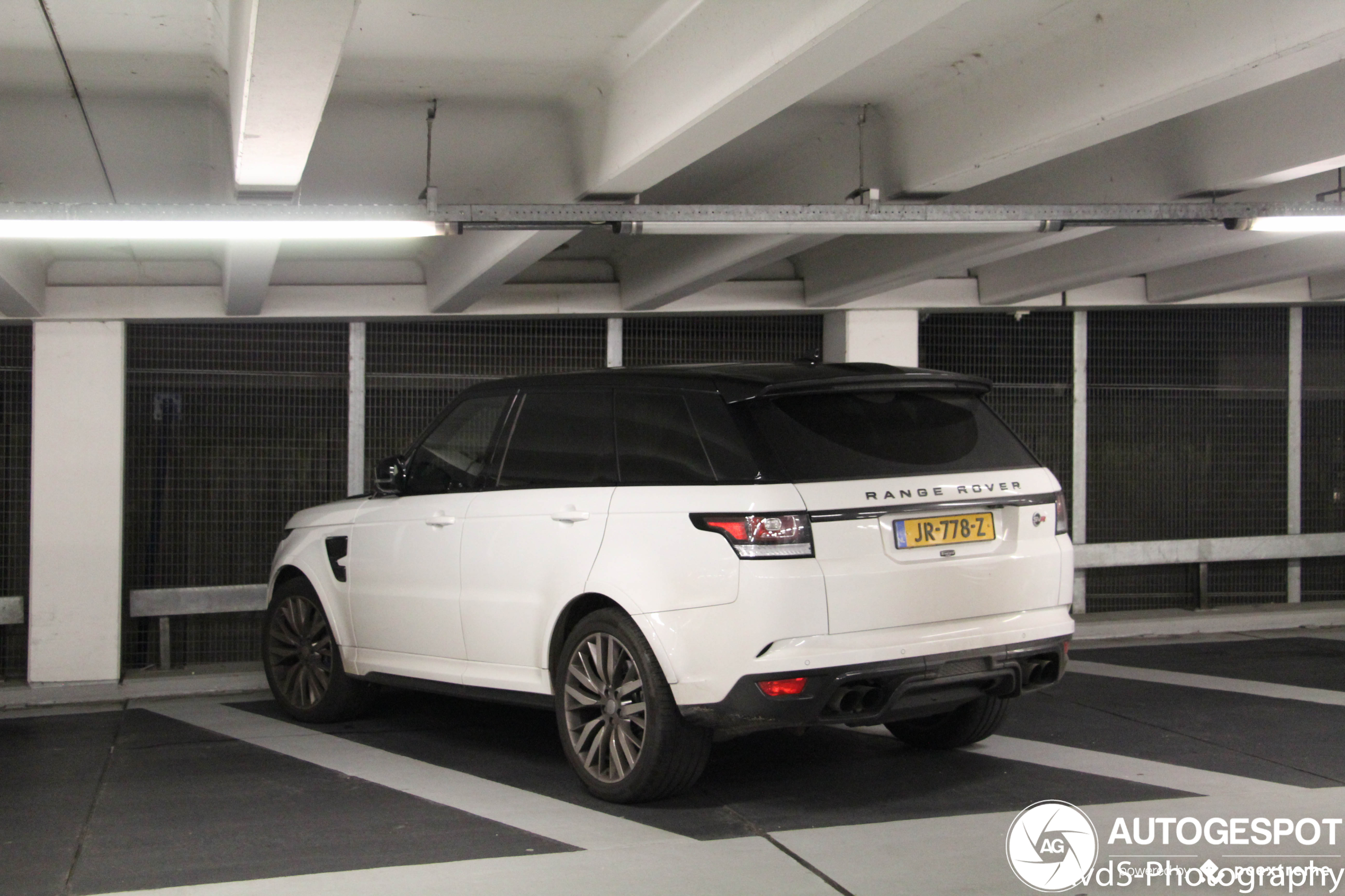 Land Rover Range Rover Sport SVR