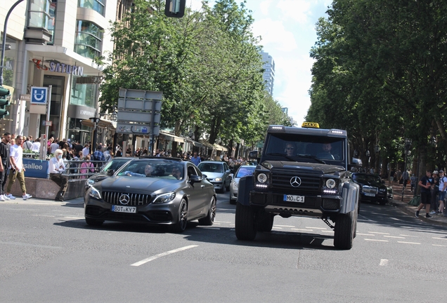 Mercedes-Benz G 500 4X4²