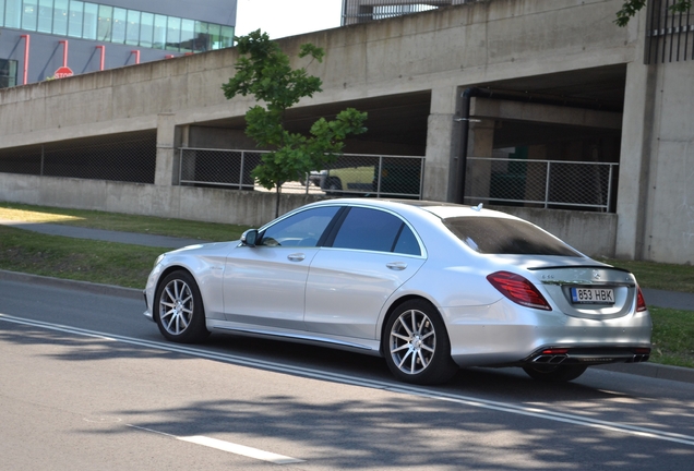 Mercedes-Benz S 63 AMG V222