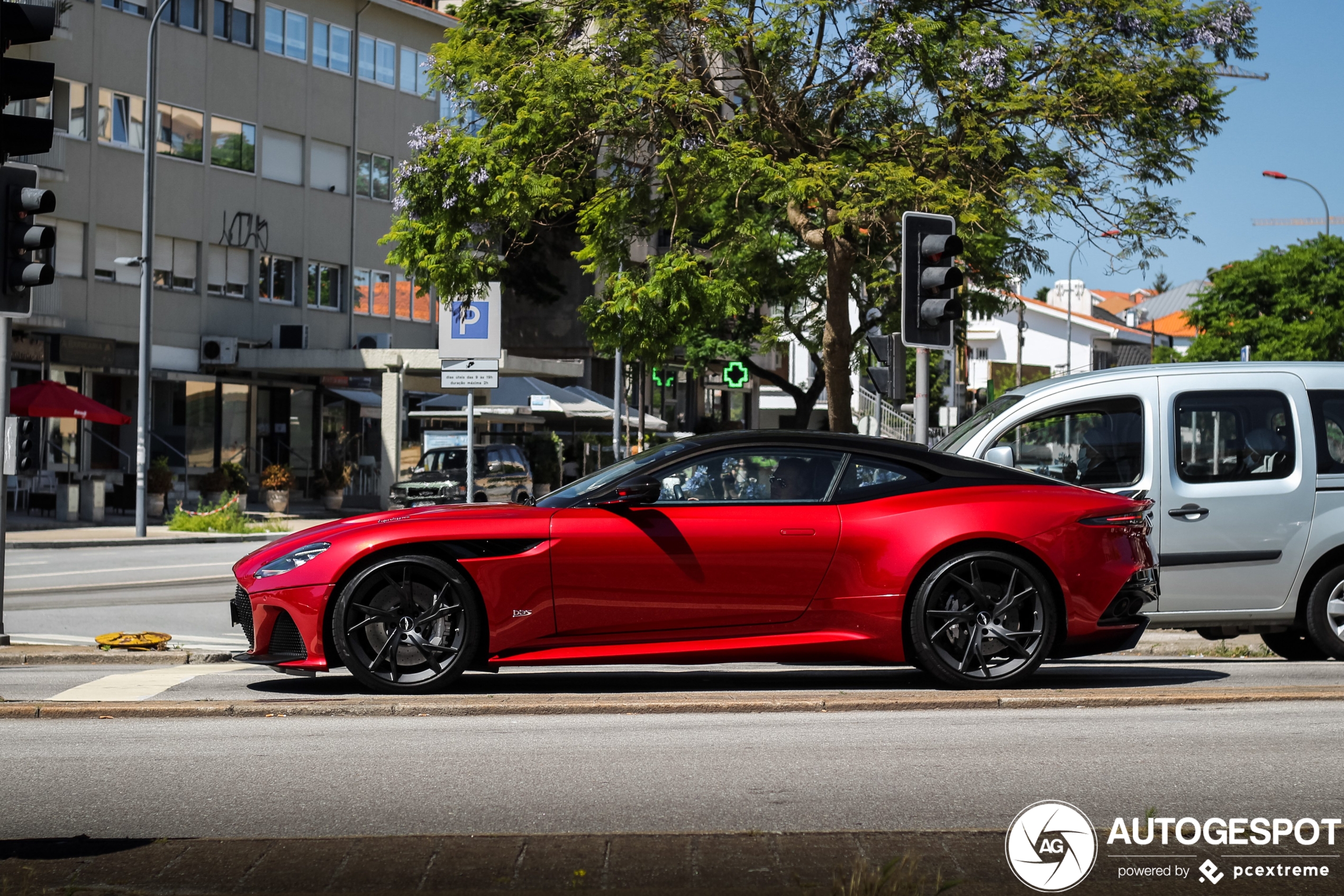 Aston Martin DBS Superleggera