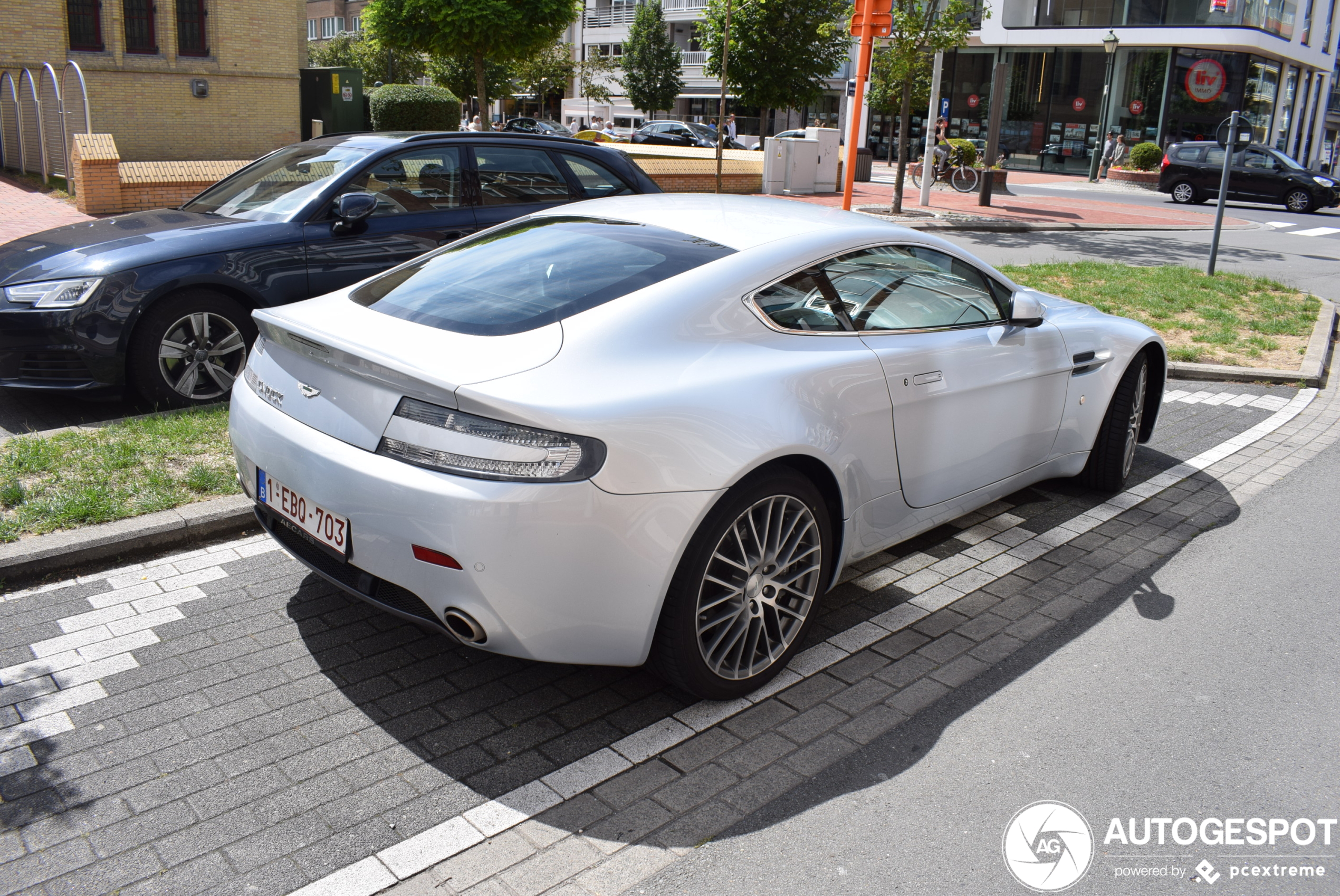 Aston Martin V8 Vantage