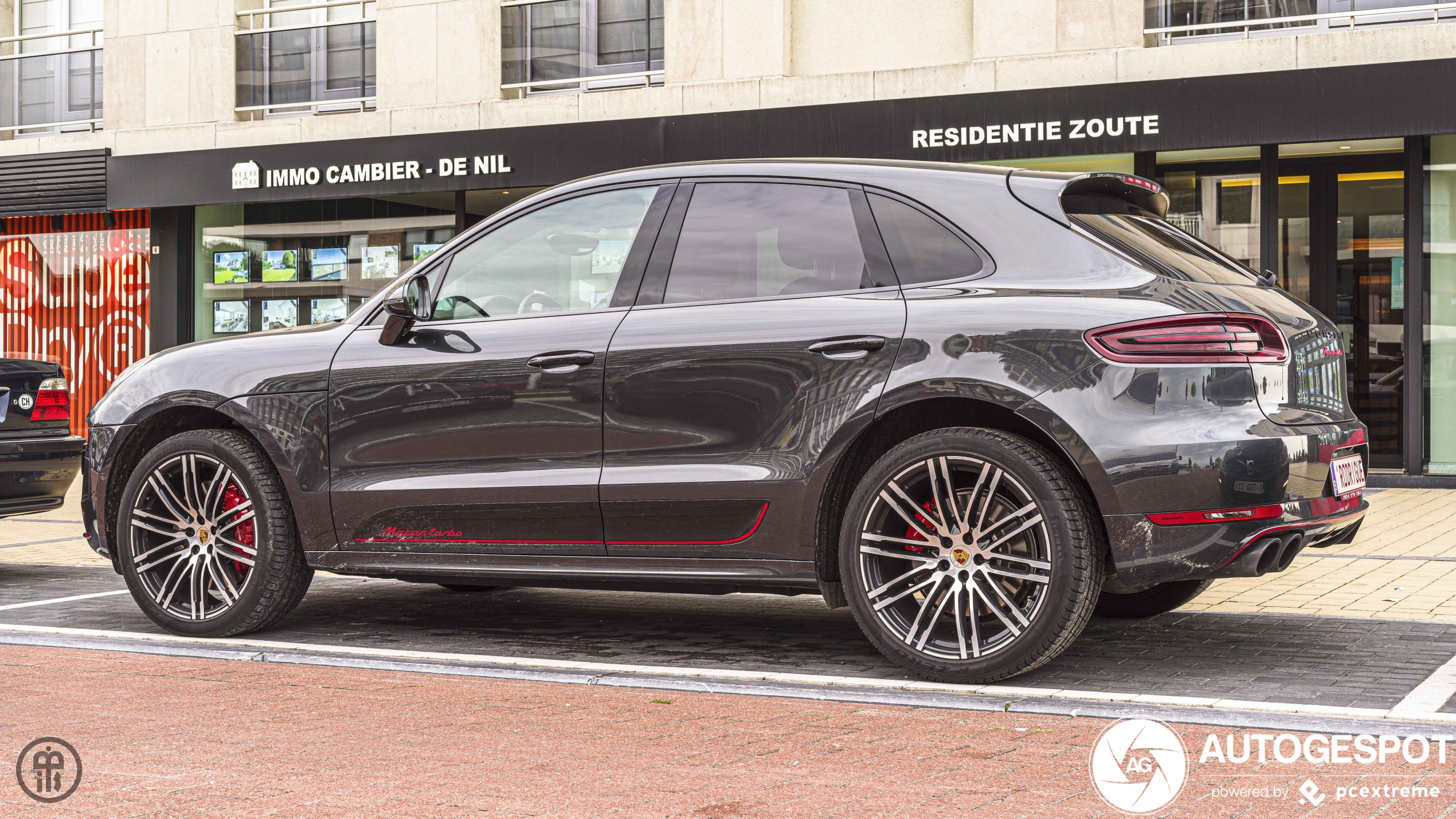 Porsche 95B Macan Turbo Exclusive Performance Edition