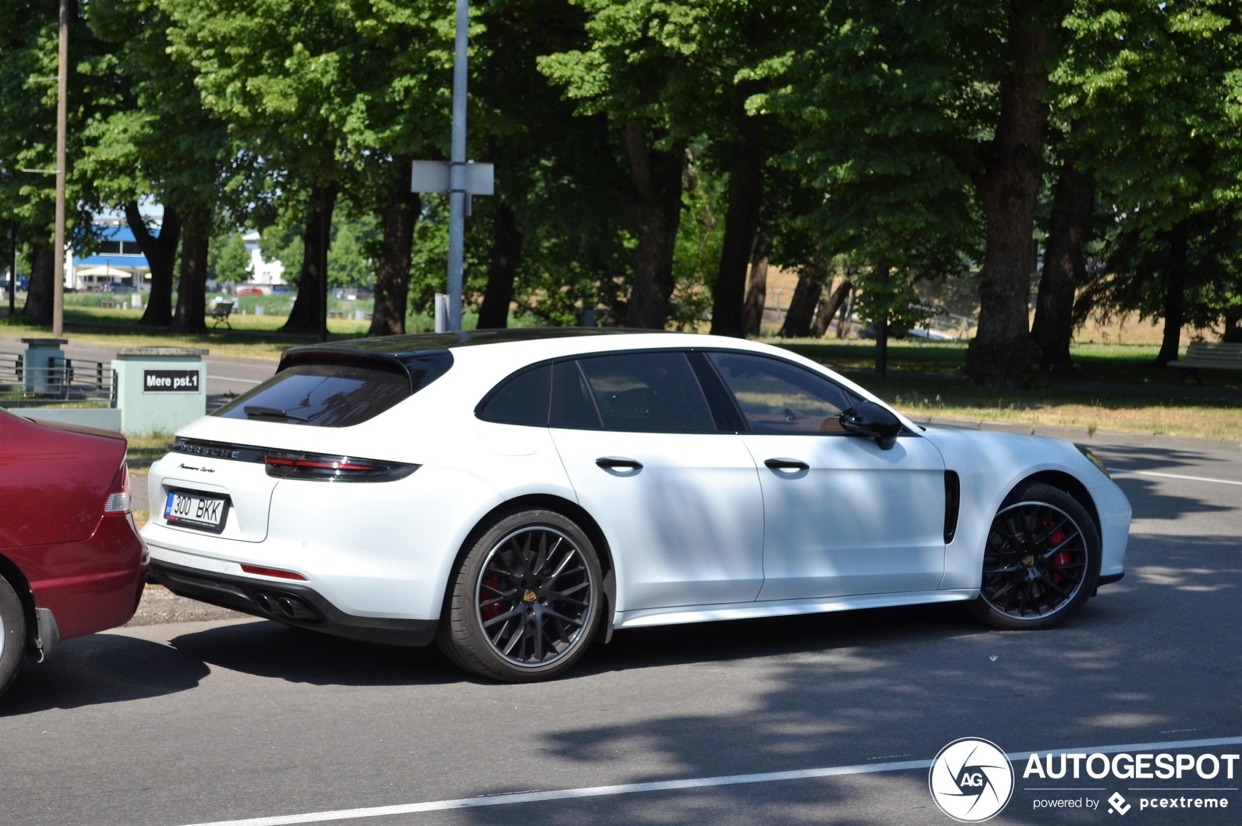 Porsche 971 Panamera Turbo Sport Turismo