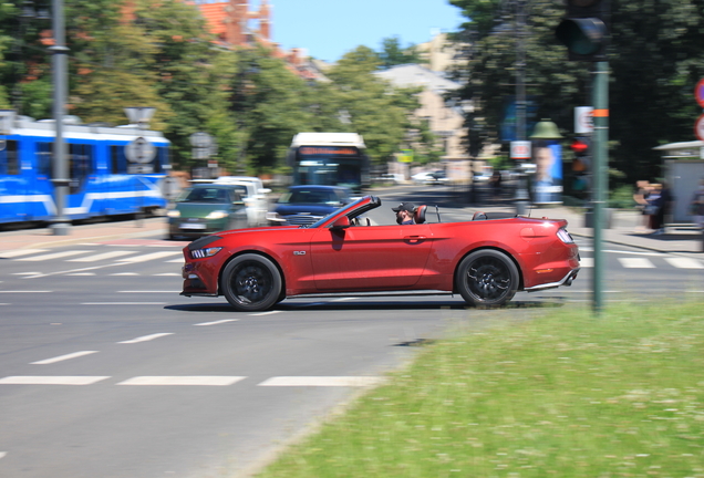 Ford Mustang GT Convertible 2015