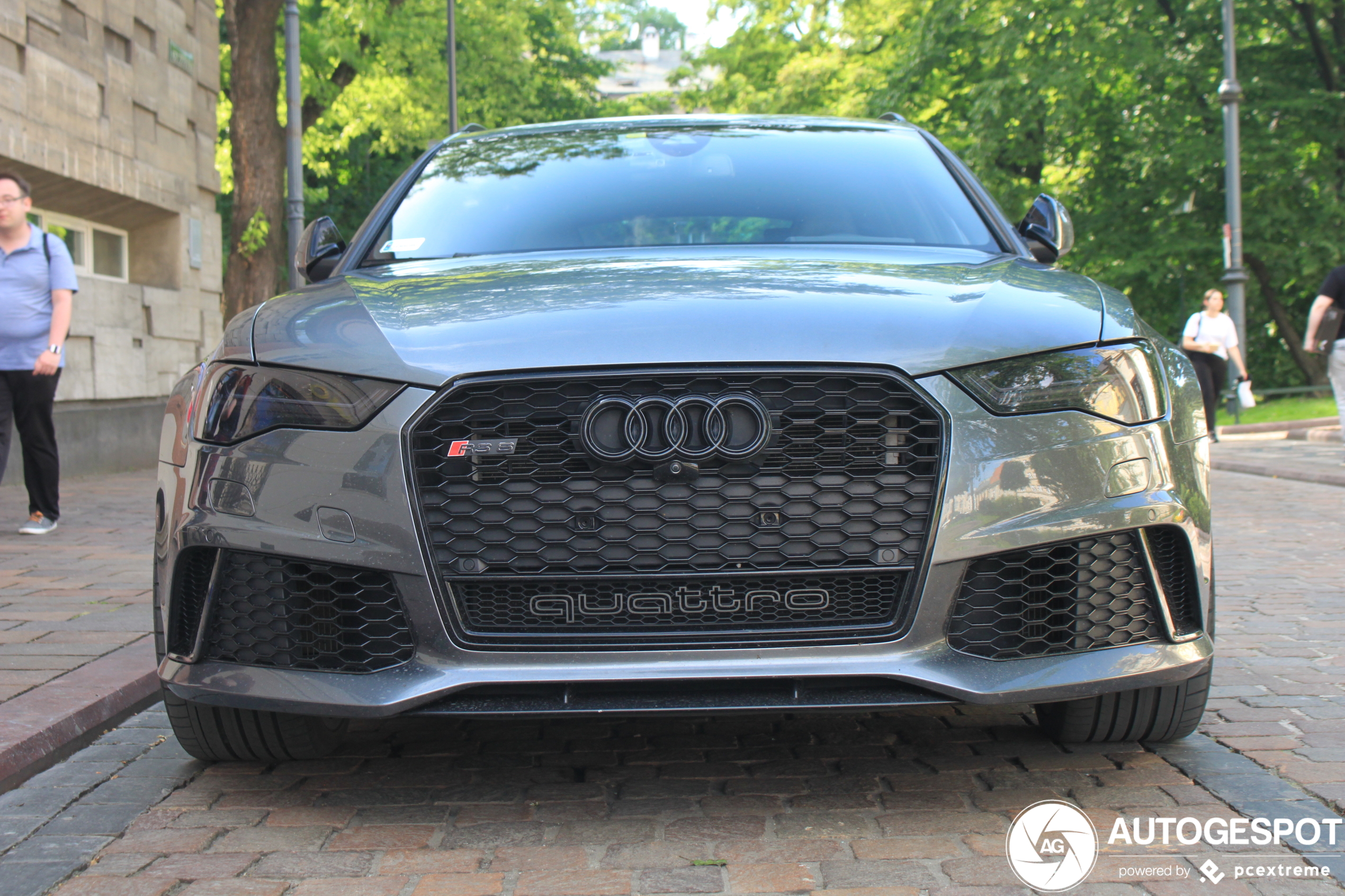 Audi RS6 Avant C7 2015