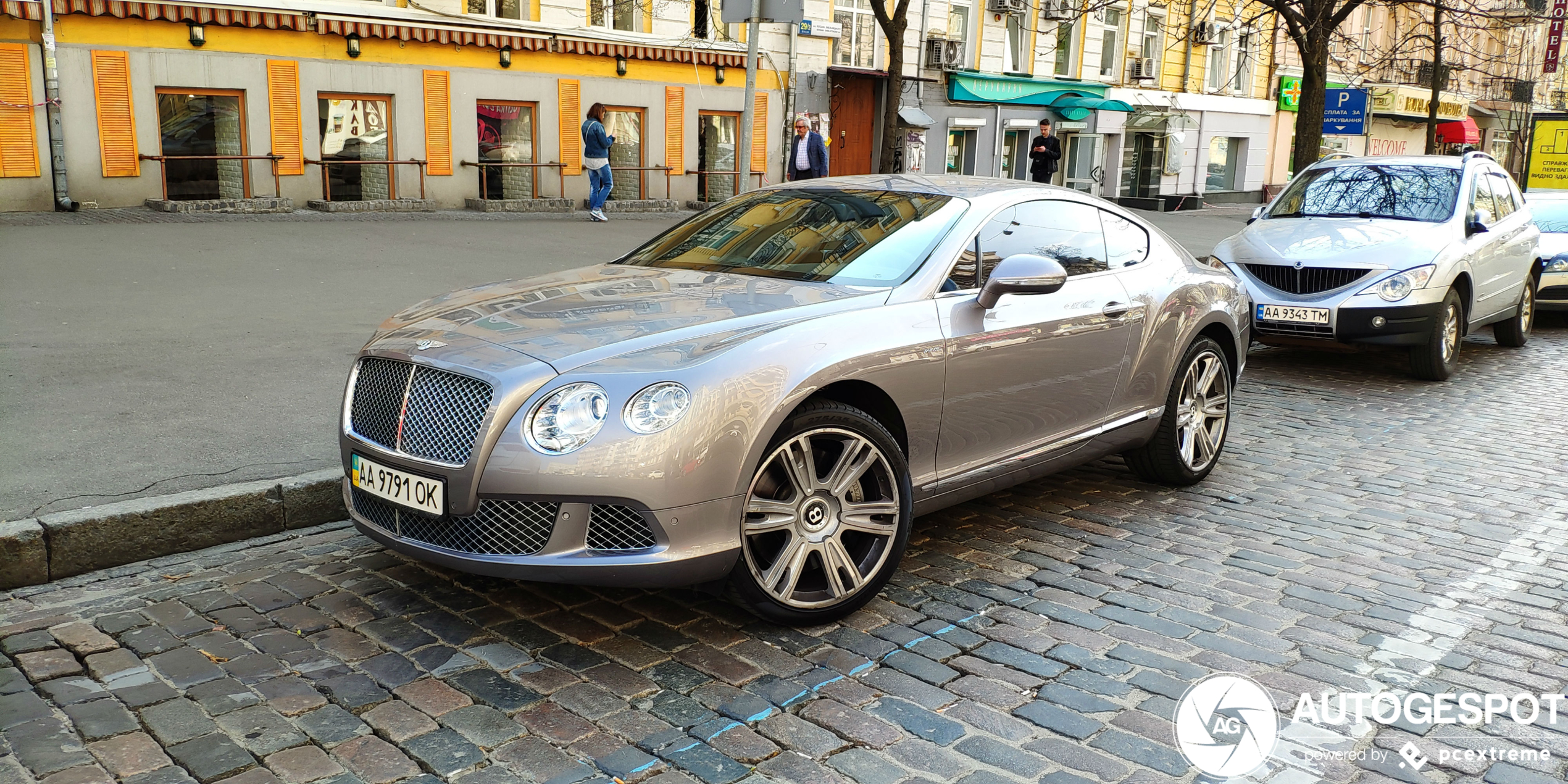 Bentley Continental GT Speed 2012