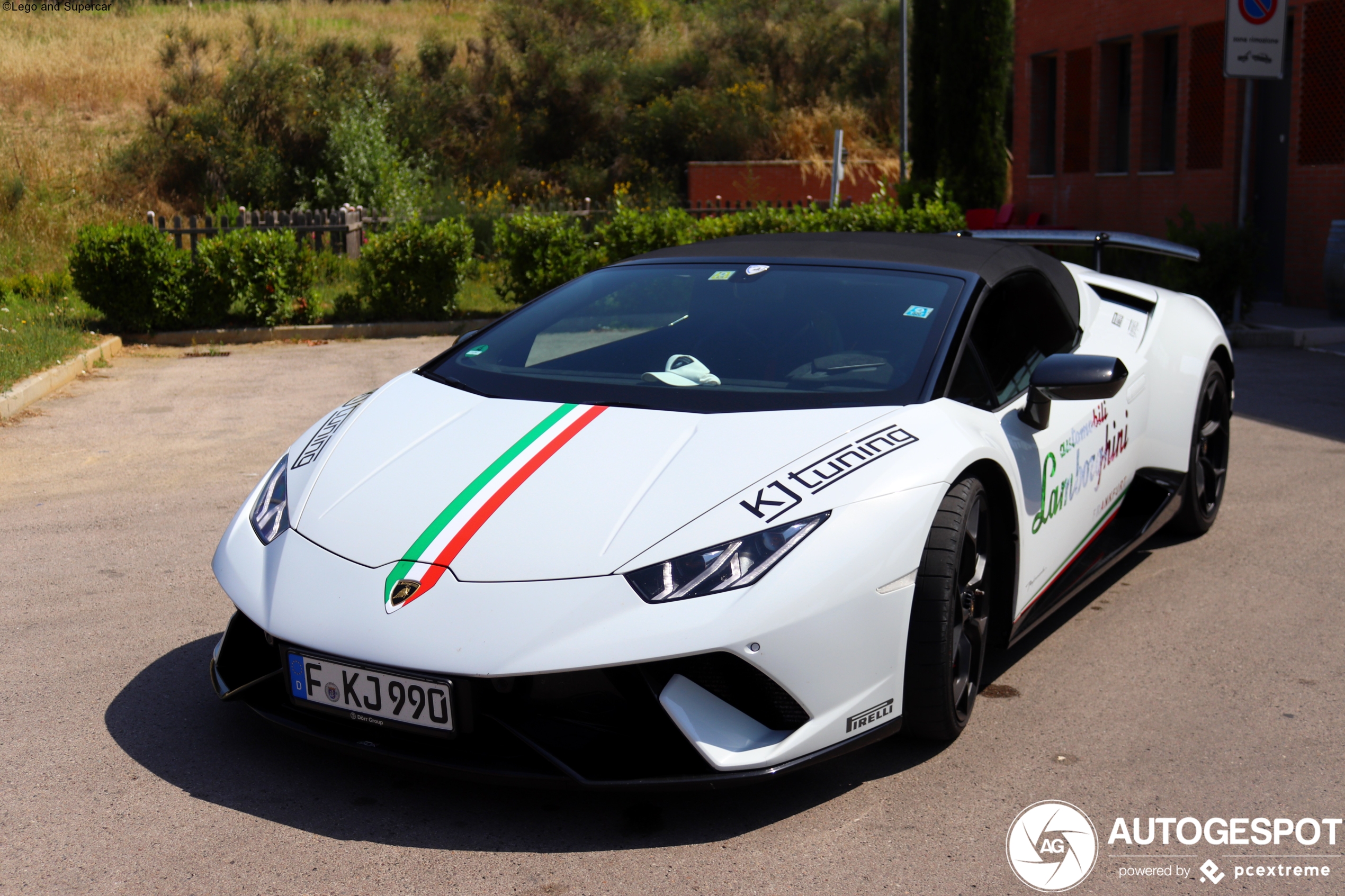 Lamborghini Huracán LP640-4 Performante Spyder