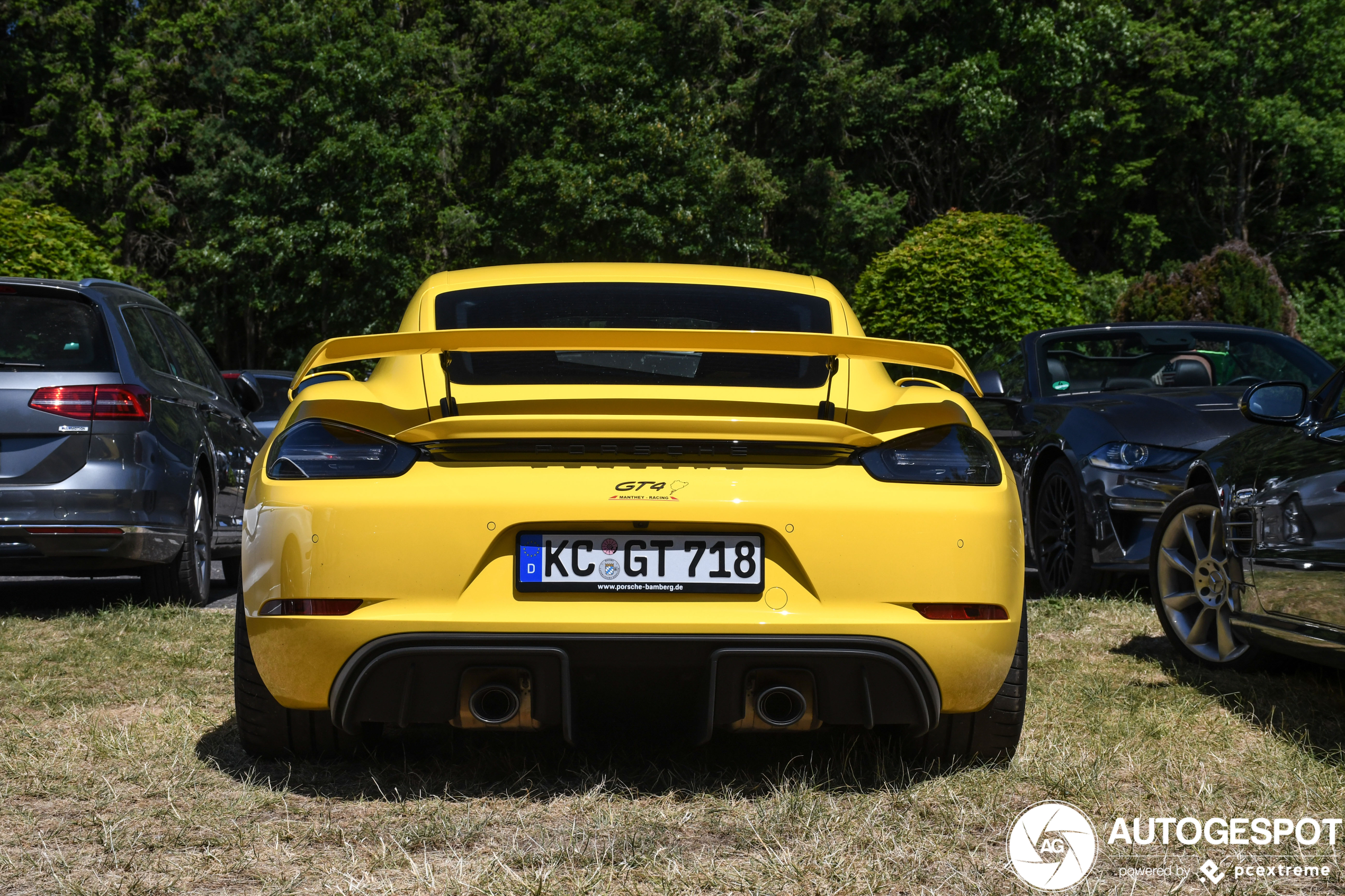 Porsche 718 Cayman GT4