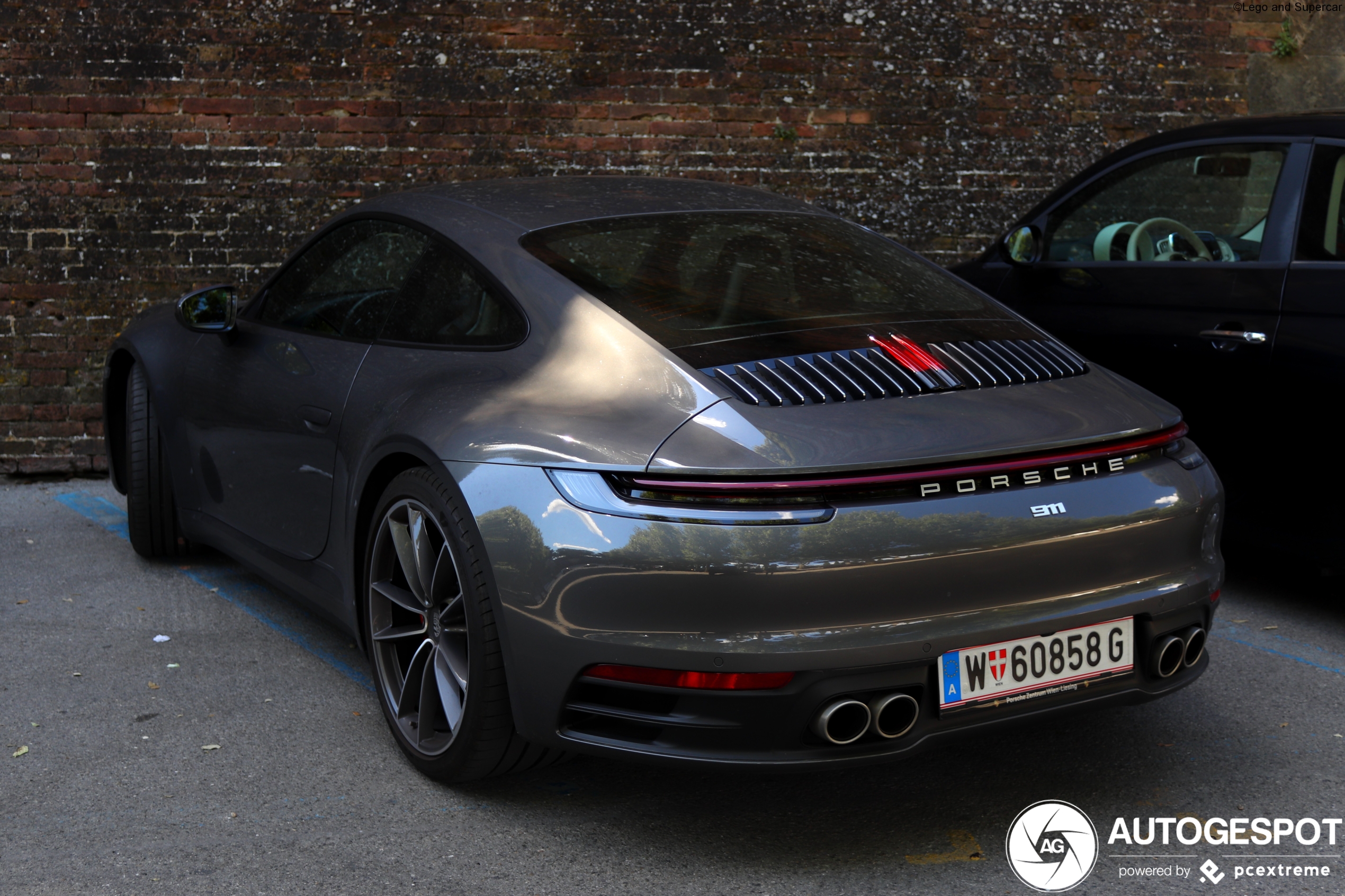 Porsche 992 Carrera 4S