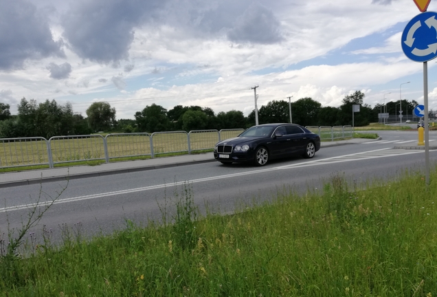 Bentley Flying Spur V8 S