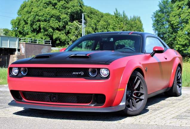 Dodge Challenger SRT Hellcat Widebody