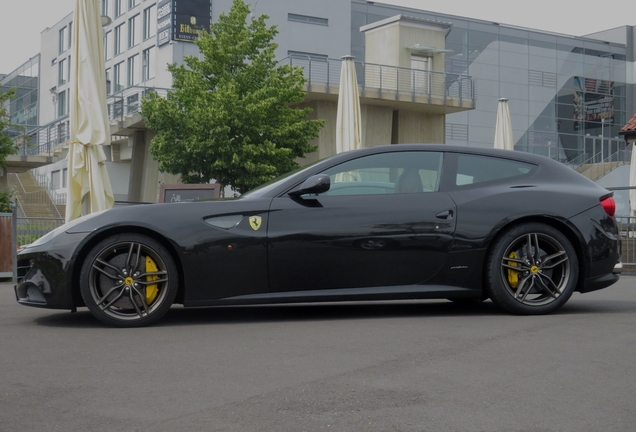 Ferrari FF