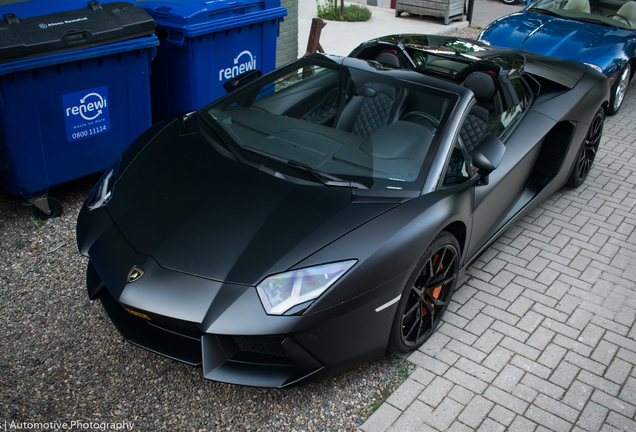 Lamborghini Aventador LP700-4 Roadster