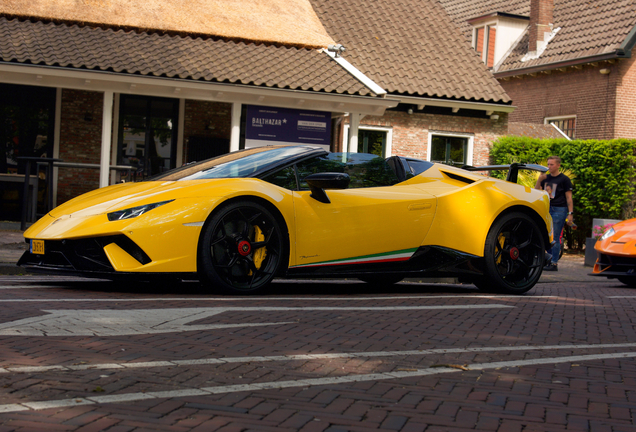 Lamborghini Huracán LP640-4 Performante Spyder