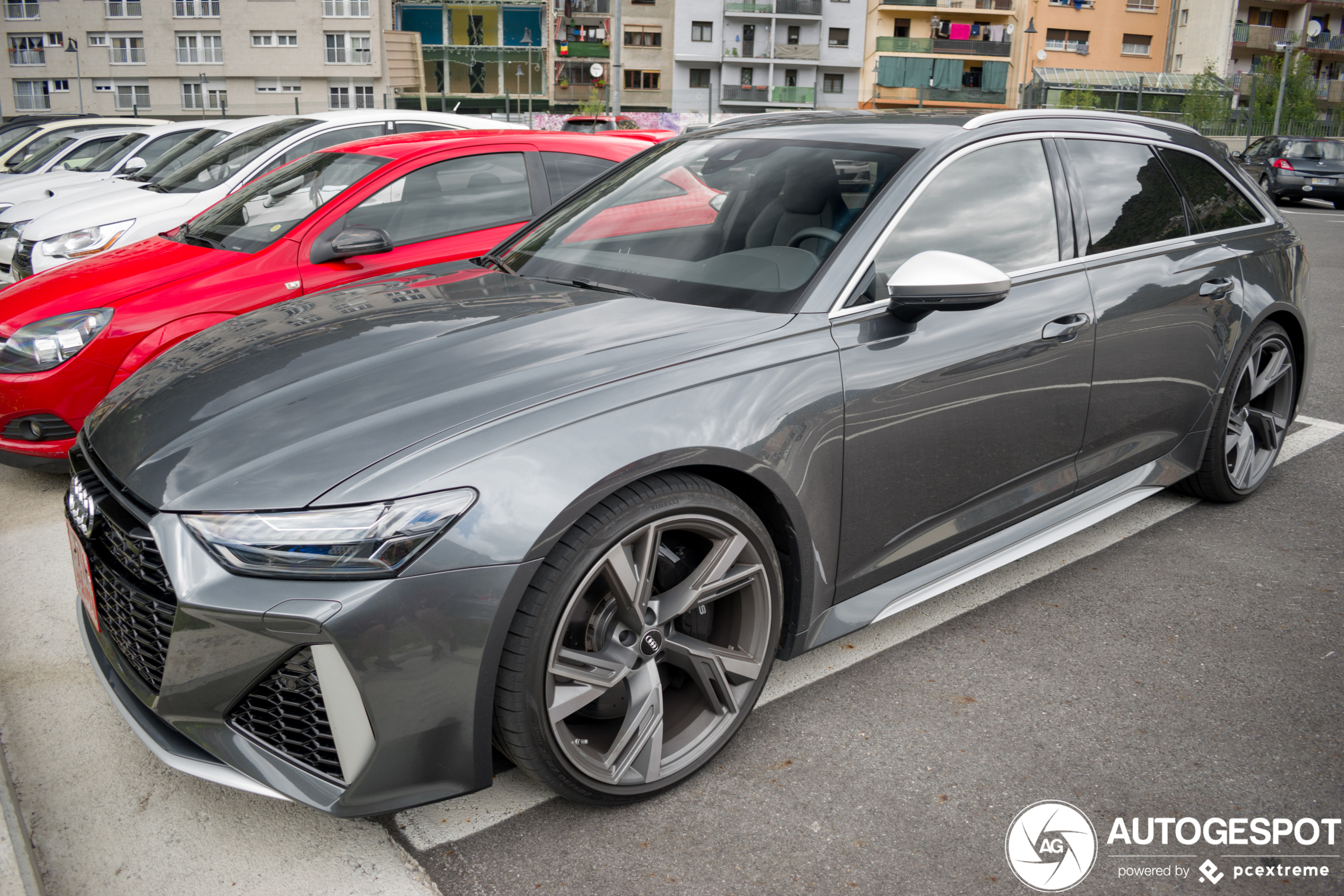 Audi RS6 Avant C8