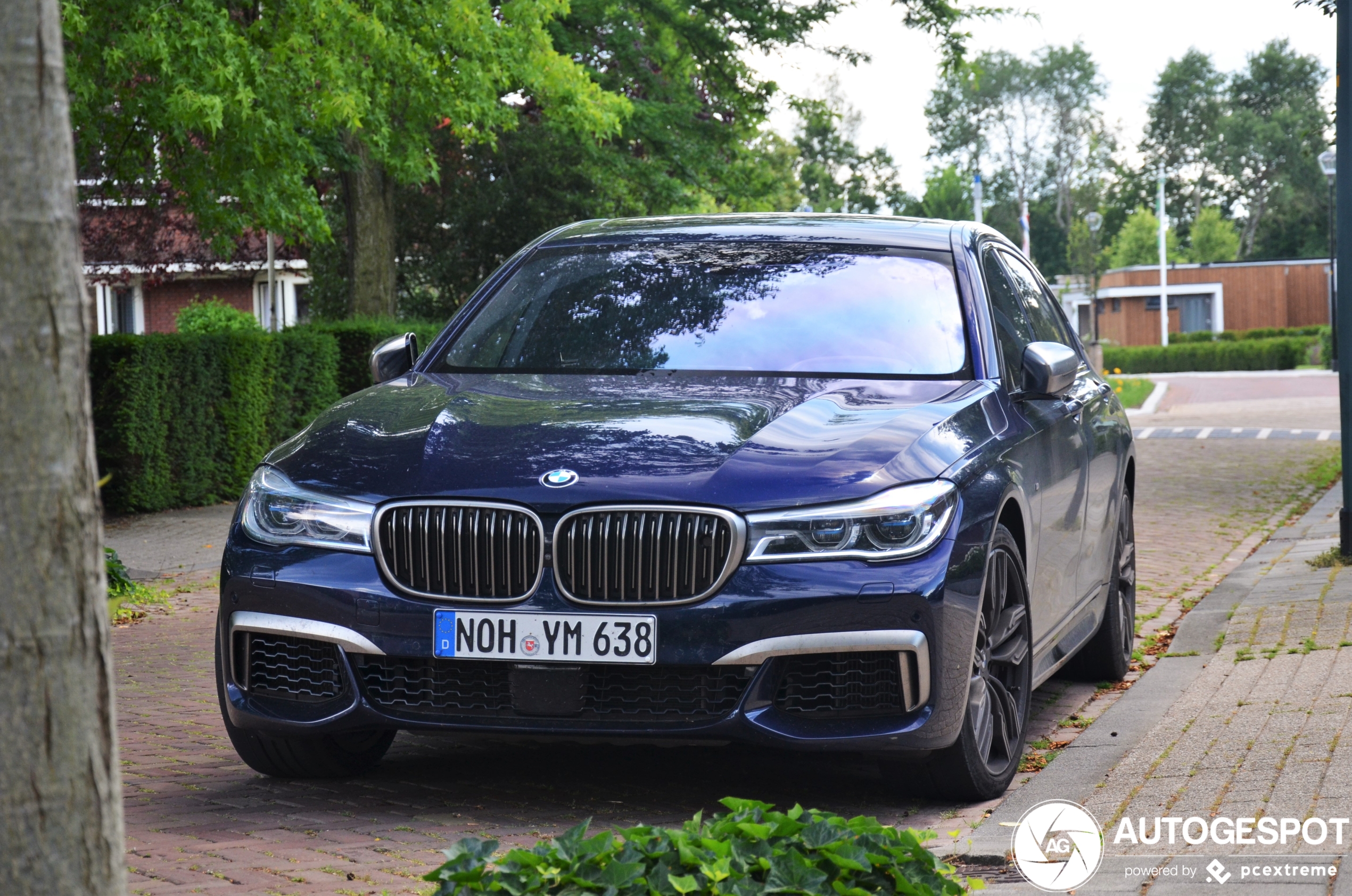 BMW M760Li xDrive