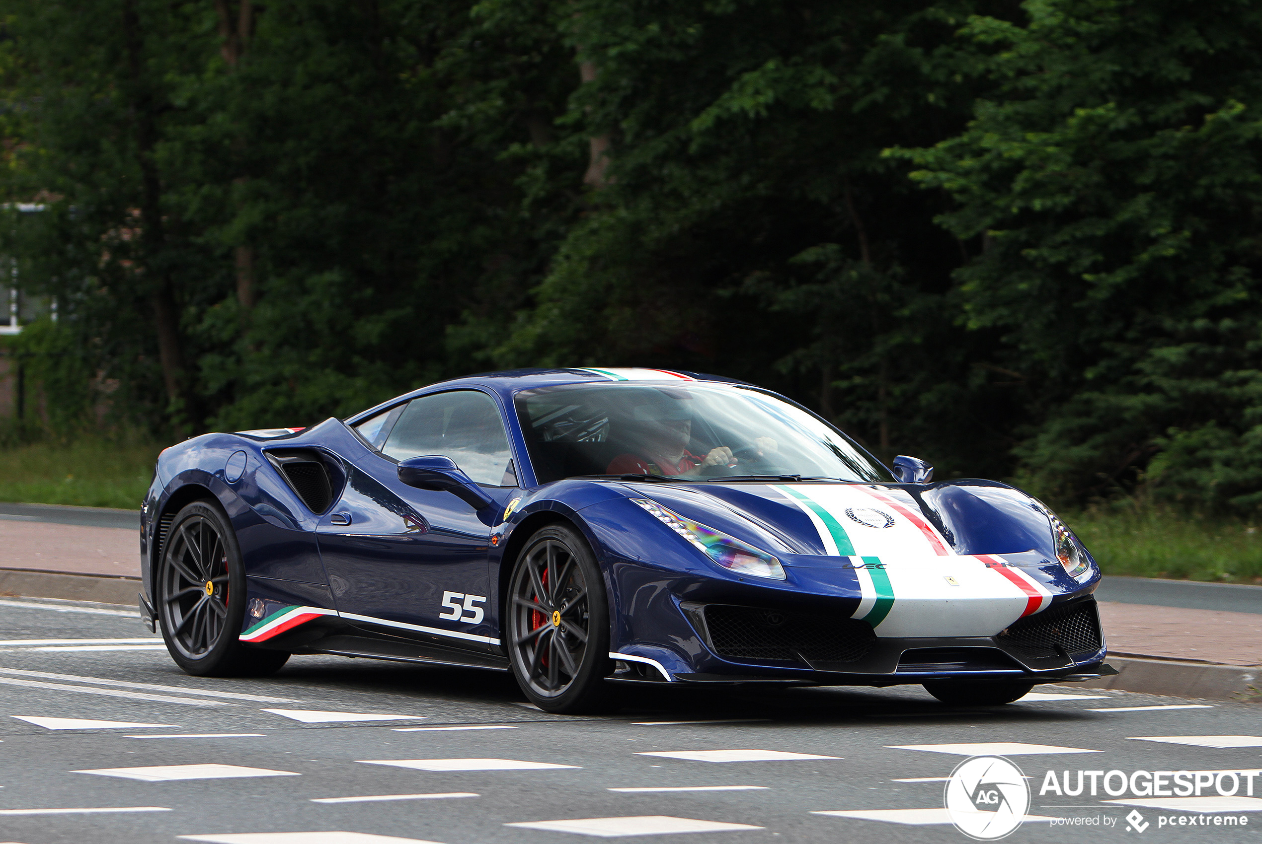 Ferrari 488 Pista Piloti